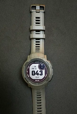 Garmin instinct 2 solar watch