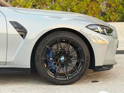 2025 BMW M3 photo 7