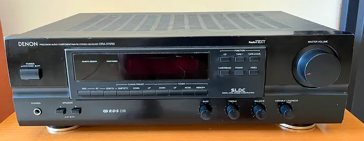 DENON Stereo AmplifierFM Radio