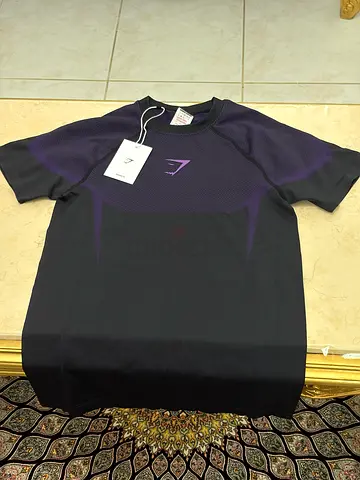 Gymshark Onyx V5 size S purple 1:1
