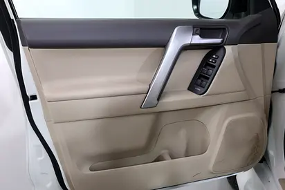 صورة 8 لـ 2022 Toyota PRADO