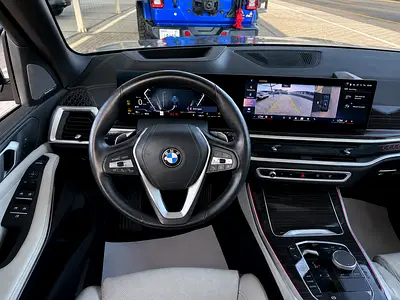 2025 BMW X5 thumbnail 11