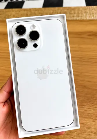 iPhone 15 pro Max Silver 256 gb