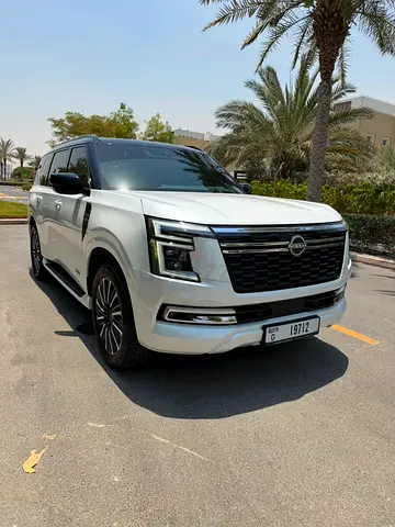 From Al Masaood, GCC Specs, well maintained, as good as New  under Warranty