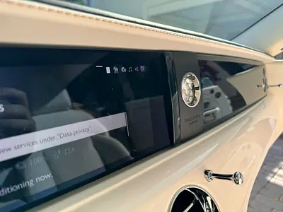 2024 ROLLS-ROYCE SPECTRE — миниатюра 17