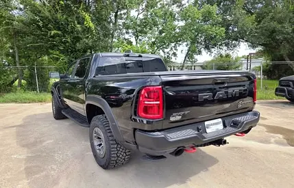 2027 RAM 1500 TRX 照片 4