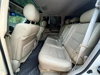 2003 Lexus LX-SERIES photo 18