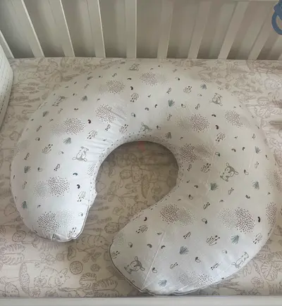 Preloved U-shaped Nursing Pillow