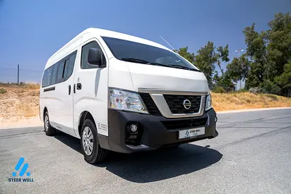 2022 Nissan URVAN — фото 4
