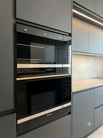 Siemens Latest Model Built-In Microwave – Neat Clean | Like New Condition