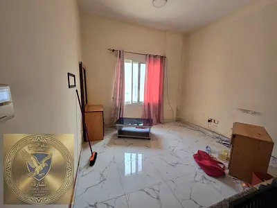 للايجار السنوى استوديو بمساحة واسعة وإطلالة مفتوحة مع تكييف وغاز مركزي