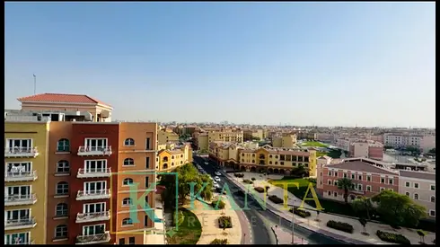 Premium building | 1 bedroom | reserve car parking | gym & pool