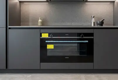 Siemens Built-In Electric Oven – Black Finish | Like New Condition | German Engineering