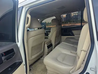 2019 Toyota LAND CRUISER — фото 15