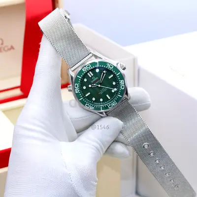 Omega Seamaster Diver 300M Green Dial Stainless Steel Mesh Bracelet