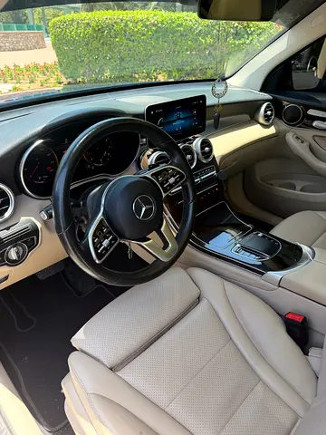 صورة 2 لـ 2021 Mercedes-BENZ GLC