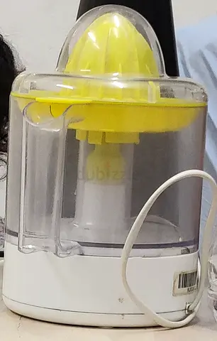 Orange juicer machine