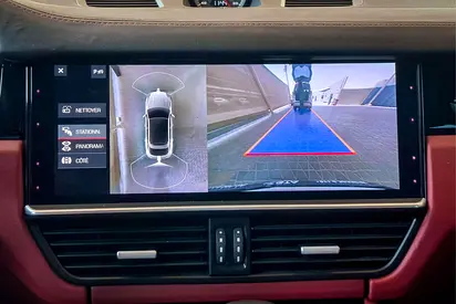 2020 Porsche CAYENNE thumbnail 14