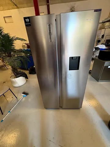 Hisense Side-by-Side Refrigerator | Inverter | Water Dispenser | Excellent Condition