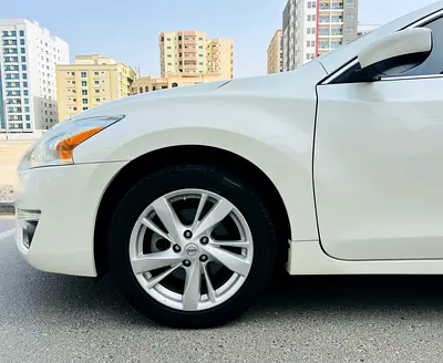 2015 Nissan ALTIMA — миниатюра 5