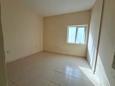 Lavish studio apartment available near to school