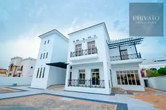 Luxurious Villa with Pool, Maids / Drivers Quarters