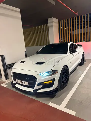 Ford Mustang GT Premium 2019 American Specs