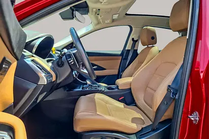 صورة مصغرة 10 لـ 2021 Jaguar E-PACE
