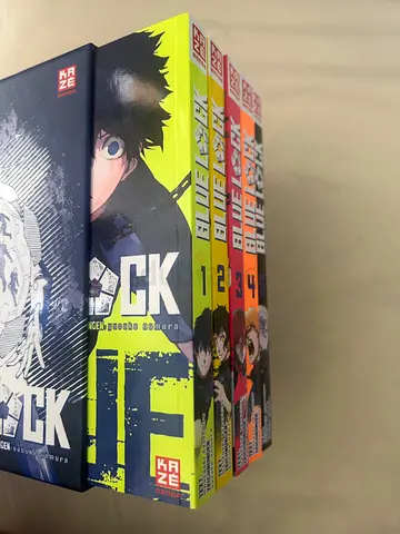 Blue lock manga set (in German)