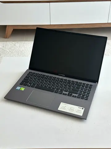 ASUS VivoBook 15 F512F