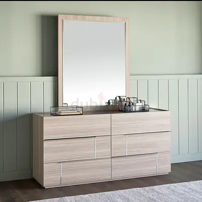 Light Wood 6-Drawer Dresser with Mirror — Modern Finish