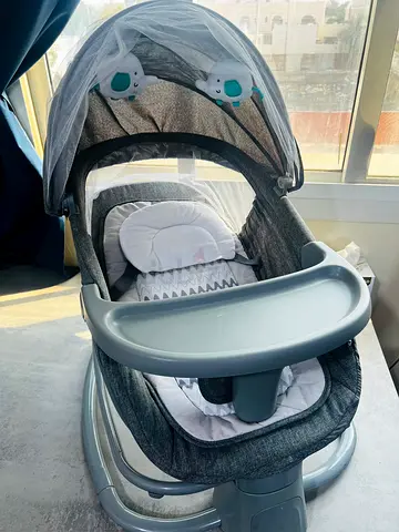 Electric baby swing Aed 80