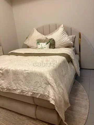 King sized bed for sale