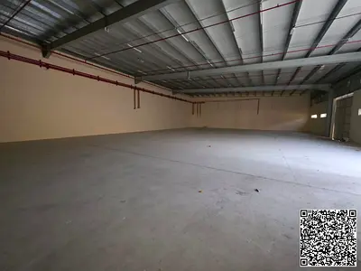 فرصة مميزة لاستئجار مستودع في منطقة الجرف الصناعية 1 بإمارة عجمان، وهي من أكثر المناطق الصناعية نشاطًا وحيوية، وتتميز بسهولة الوصول إلى الطرق الرئيسية