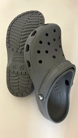 Original Crocs Classic Clogs (slate grey) - W8/M6