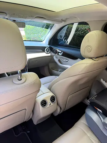 صورة 6 لـ 2021 Mercedes-BENZ GLC