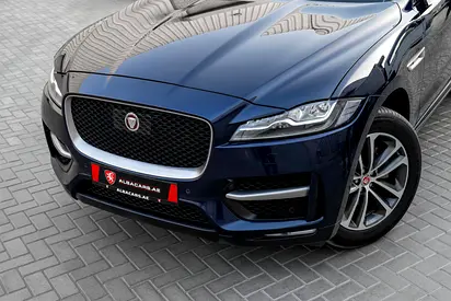 صورة مصغرة 7 لـ 2020 Jaguar F-PACE