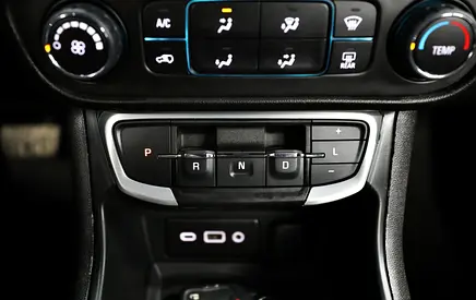 صورة مصغرة 11 لـ 2023 GMC TERRAIN