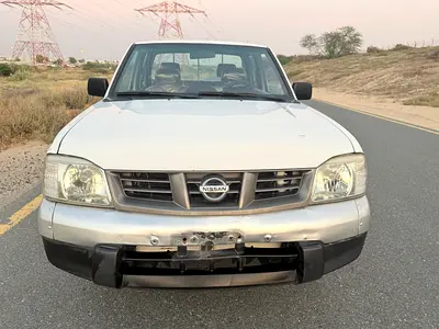 Nissan Pickup Double Cab 2012 GCC Specs