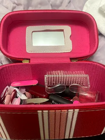 Red Pink Pouch With Free Nail Polish Press On Nails Accessories