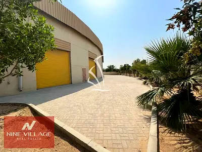 Warehouse in JAFZA for sale