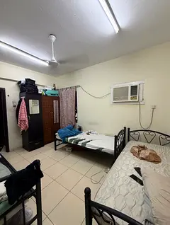 Fully Furnished Room For 2-3 Bachlors Near Sharaf Dg Metro