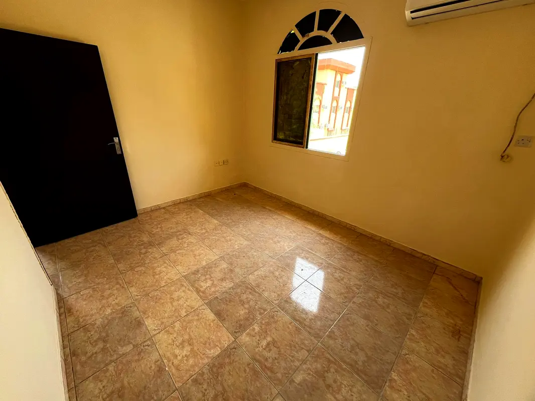 One-bedroom apartment for annual rent in Al Nuaimiya 2, Ajman** A great opportunity to live at the lowest prices in a vibrant location near Kuwait St
