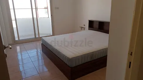 Bed space for females at Qusais Near Metrostation