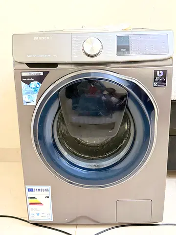 Samsung Front Load Washer - 9kg (Silver) - Good Working Condition, prblm with spin
