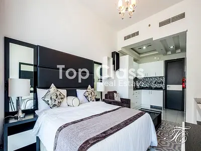 Fully Furnished | Golf Course Facing | Vacant