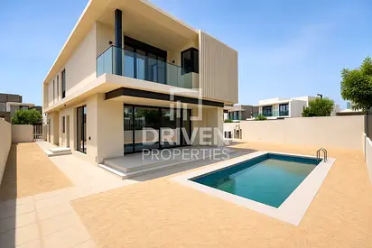Corner Villa | Private Pool | Huge Garden