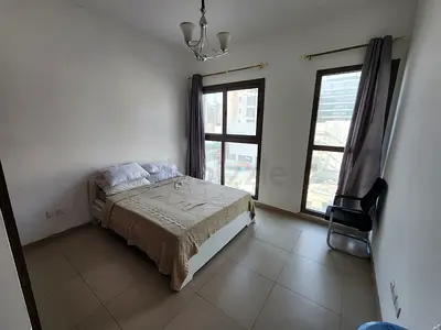 Spacious Master bedroom for Rent All Inclusive AED 4,000 Jumeirah Garden City Al Satwa private room