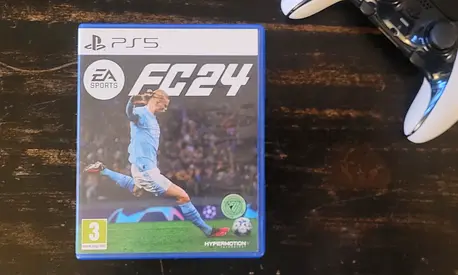 PS5 FIFA FC 24 (Physical) - Like New