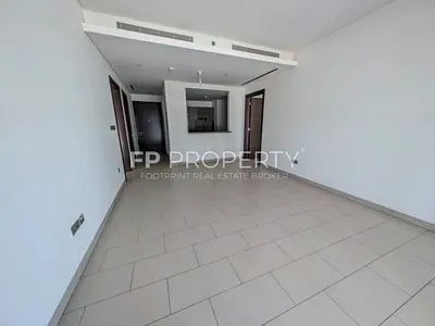 LUXURY | UNFURNISHED | BEST PRICE
